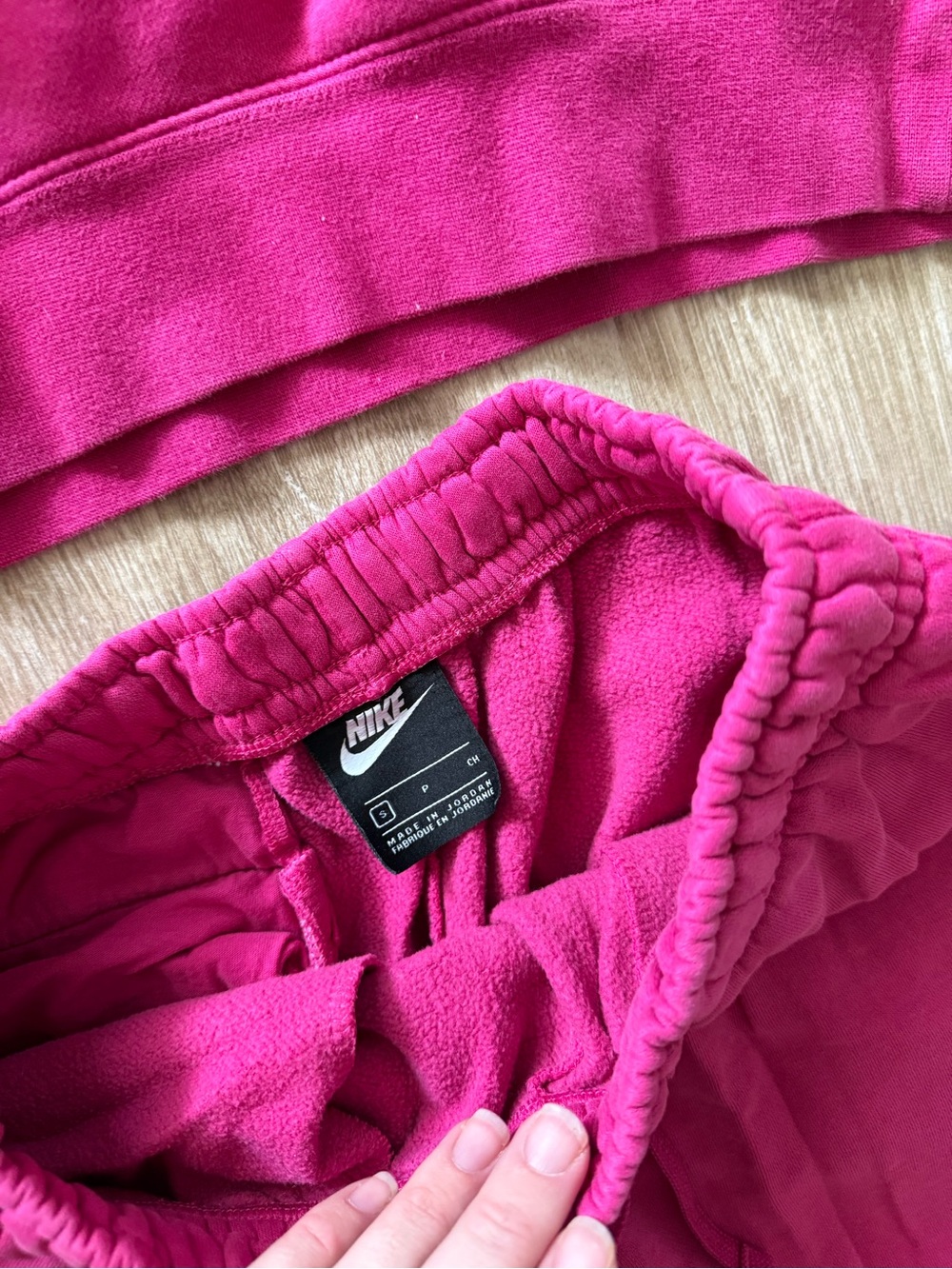 Nike pink sweat set - Picture 4 of 4